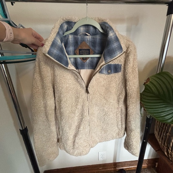 Pendleton Jackets & Blazers - Pendleton Cream Sherpa Jacket with Blue Plaid Trim
